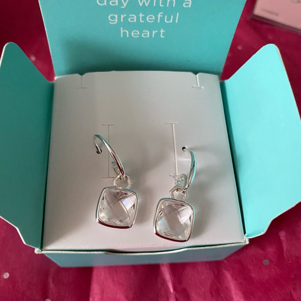 Origami Owl Crystal Dangle Earrings